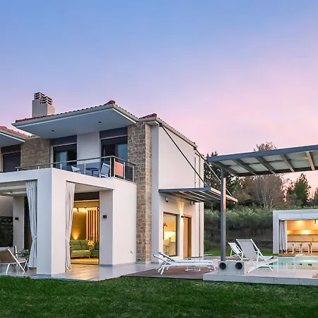 V&P Villa Chanioti Exterior photo